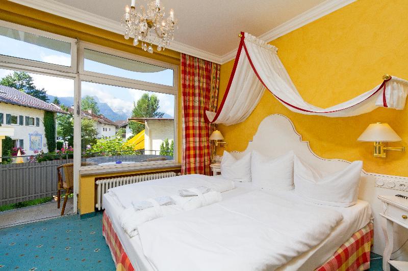 Wittelsbacher Hof Swiss Quality Hotel Garmisch-Partenkirchen Rum bild